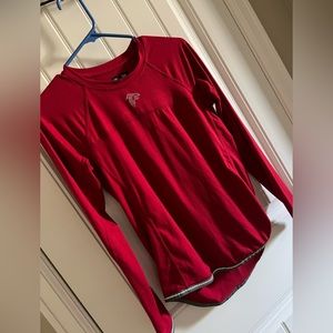Comfy athletic Atlanta Falcons long sleeve. Size small.
